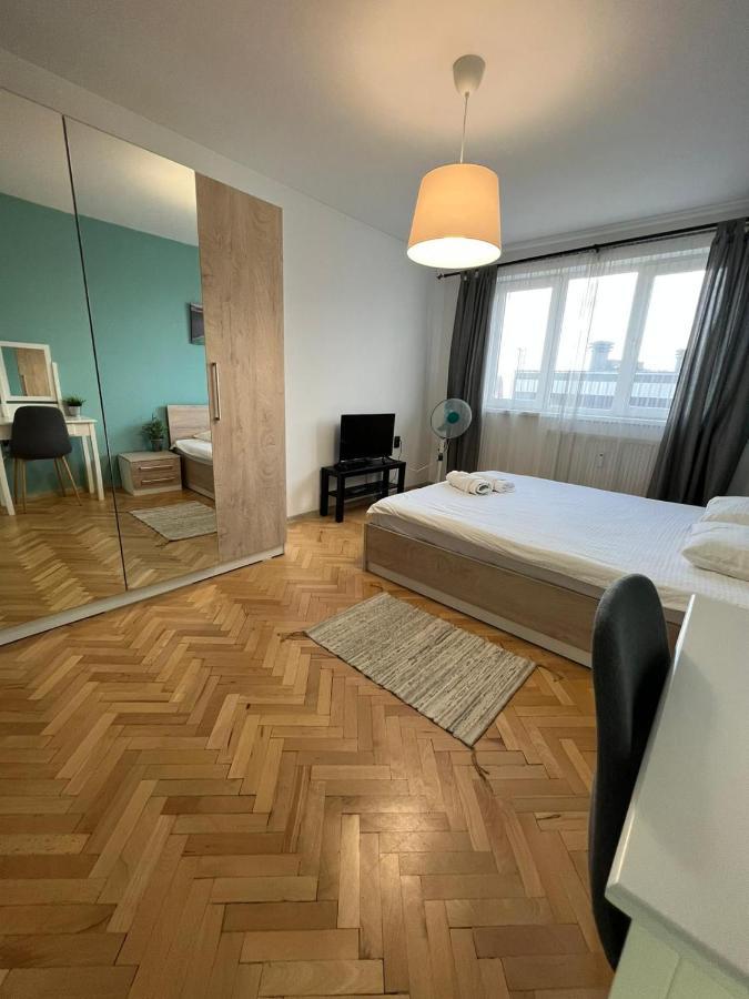 Al Malina 3Bdr Family Apt With Parking Space Near Airport And Iec 索菲亞 外观 照片