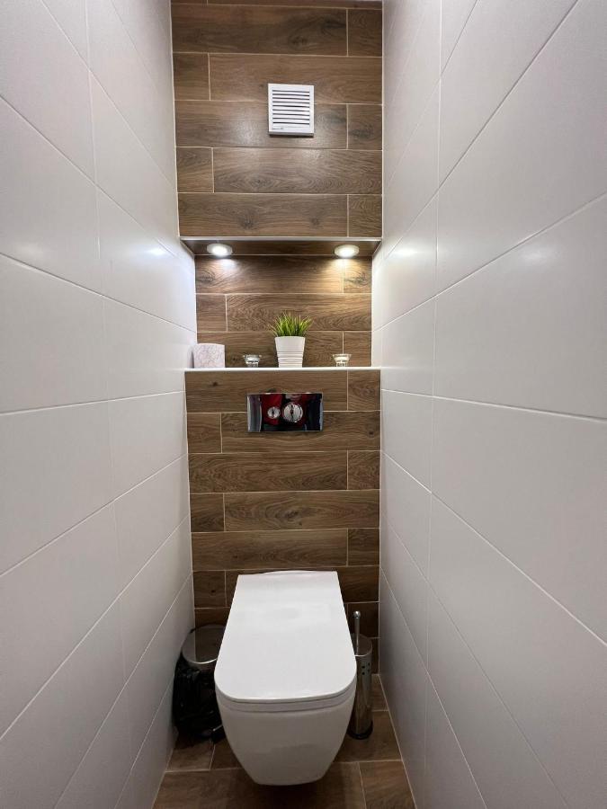 Al Malina 3Bdr Family Apt With Parking Space Near Airport And Iec 索菲亞 外观 照片